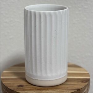 NWT Fable Home The Vase in Speckled White Large Ribbed Ceramic Nordstrom